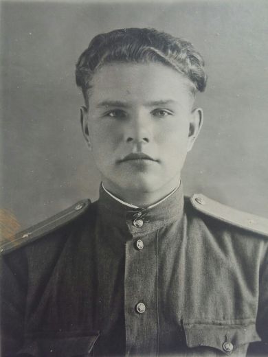 Николаев Евгений Яковлевич