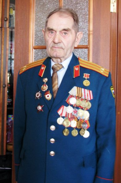 Комаров Иван Никитович