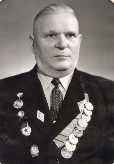 Снисаренко Николай Григорьевич