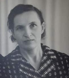 Емченко (Серикова) Мария Фомовна