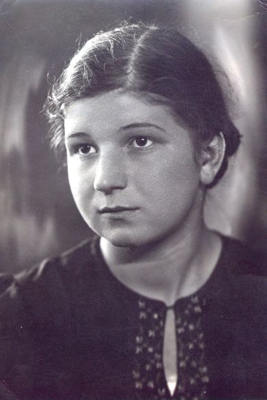 Драгомирова (Урядова) Вера Николаевна    