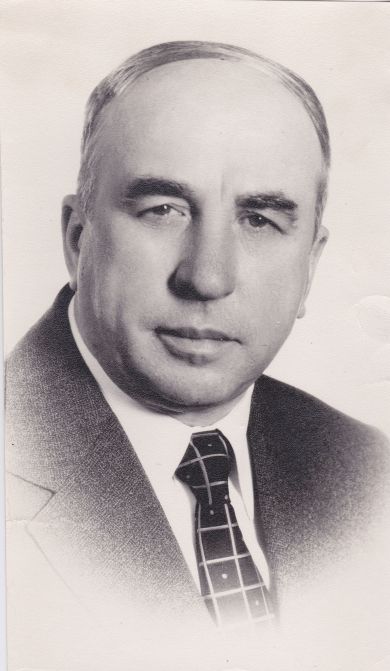 Кулешов Юрий Иванович