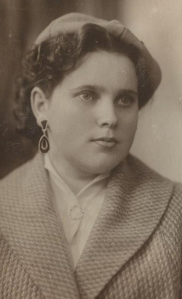 Дымпер (Седельникова) Александра Ивановна