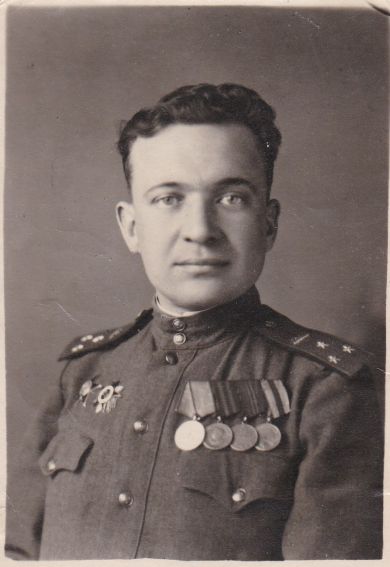 Шмыков Илья Семенович