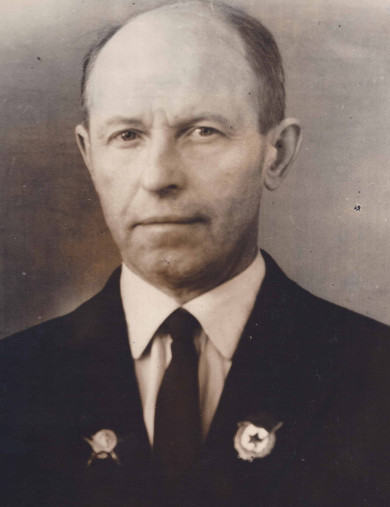 Комиссаров Михаил Лукич