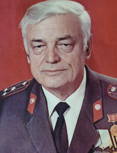 Усманов Хайдар