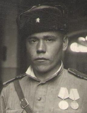 Лучников Георгий Данилович