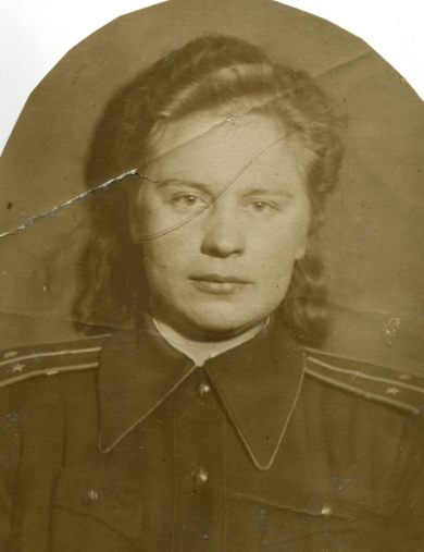 Августова (Иванова) Зинаида Ивановна