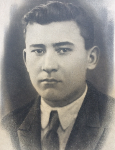 Кузиков Дмитрий Кузьмич