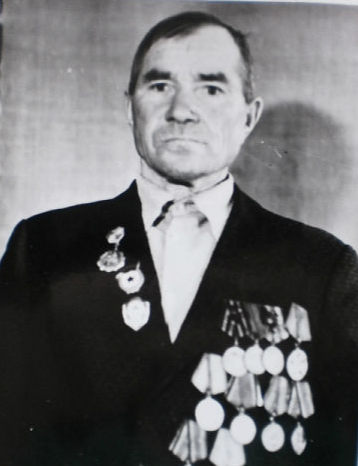 Кумячев Макар Петрович