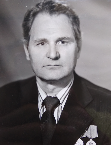 Ушаков Виктор Михайлович