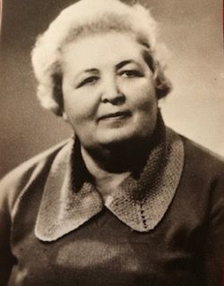 Петрова Людмила Пахомовна