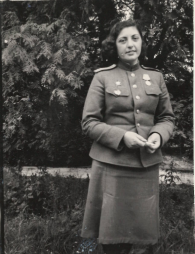 Каспарян (Герасимова) Эмма Михайловна