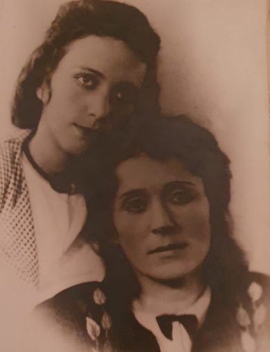 Шмелева Ирина Красавина Нина