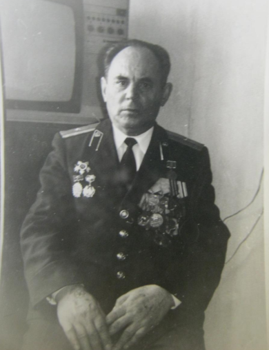 Дубынин Александр Егорович