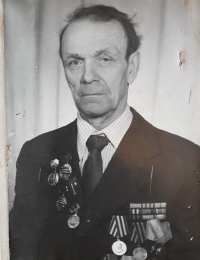 Максимов Александр Гаврилович