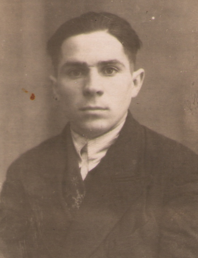 Пивоваров Василий Ефимович