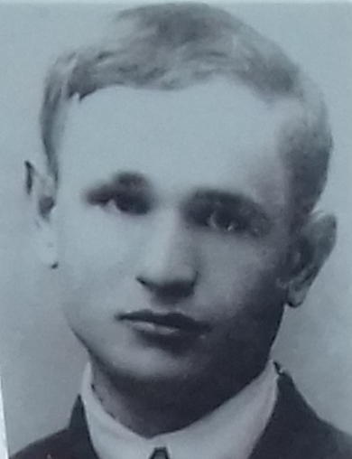 Комаров Петр Матвеевич