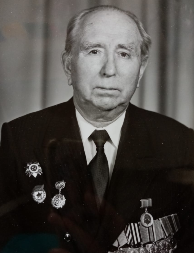 Емушинцев Виктор Александрович