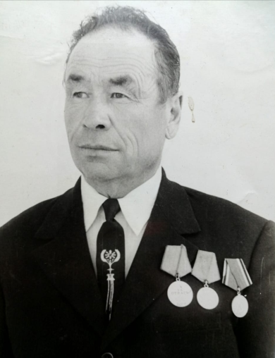 Карелин Геннадий Савельевич