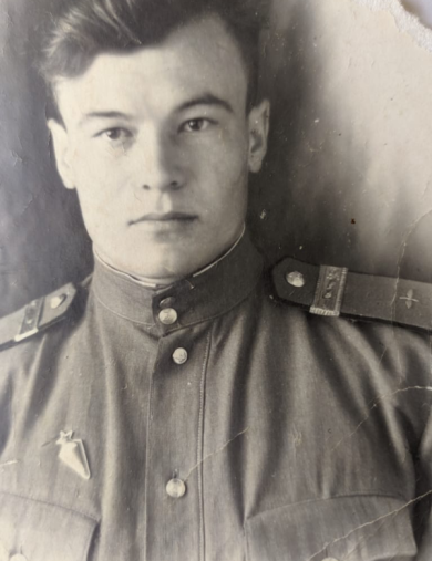 Токмаков Виталий Михайлович