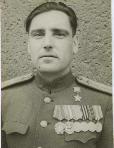 Савельев Василий Львович