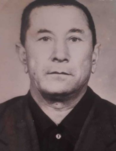 Шарипов Камол