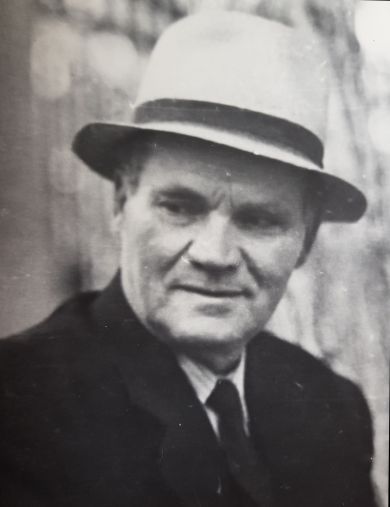 Сухарев Дмитрий Григорьевич