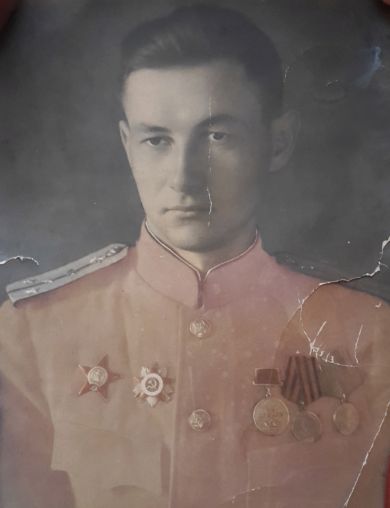 Токмаков Владимир Иванович