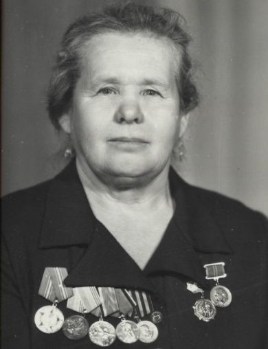 Еманова (Калинина) Мария Федоровна