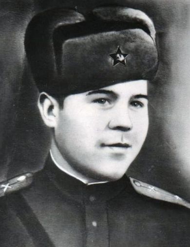 Кулаков Василий Матвеевич