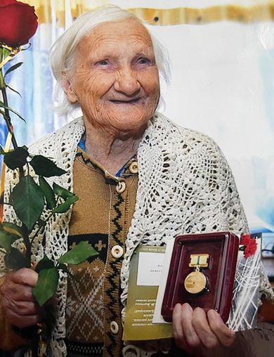 Ткачева (Крылова) Мария Павловна