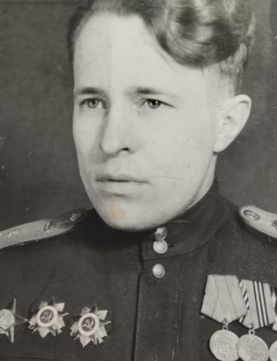 Токарев Виктор Дмитриевич
