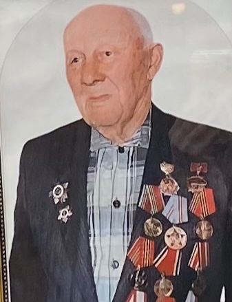 Тимаков Иван Максимович