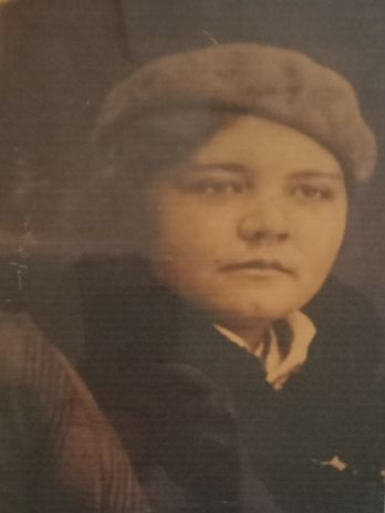 Шабалина (Чичендаева) Анна Петровна