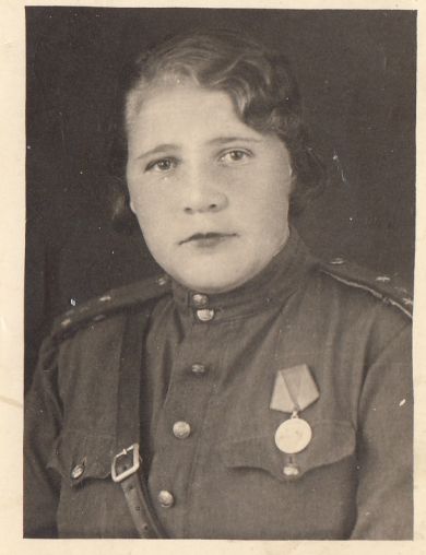 Солодова (Добринская) Нина Семеновна