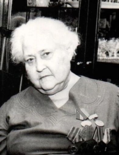 Осак (Стрельцова) Анна Михайловна