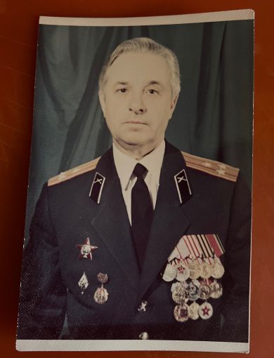 Харитонов Анатолий Васильевич