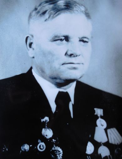 Лустин Александр Алексеевич