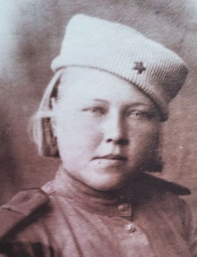 Кирсанова (Лабуркина) Лидия Ивановна
