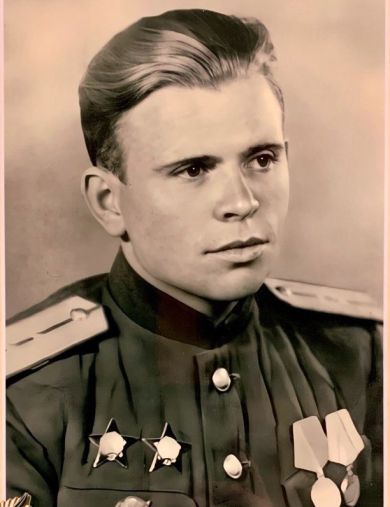 Бугров Алексей Андреевич