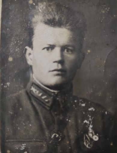 Лисенков Иван Макарович