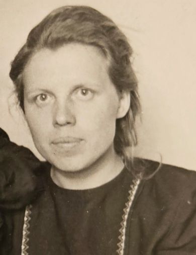 Плюснина (Царёва) Антонида Ивановна