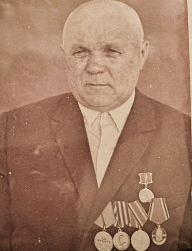 Шаповалов Андрей Макарович