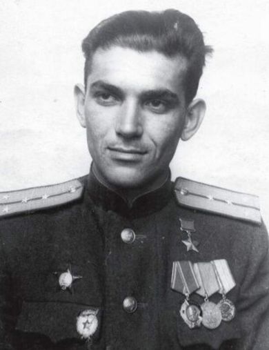 Буниятов Зия Мусаевич