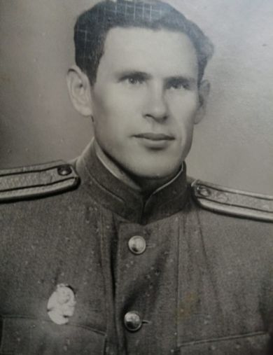 Петров Аркадий Владимирович
