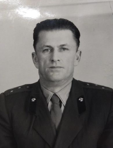 Кравцов Михаил Трофимович