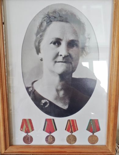 Константинова (Поваляева) Мария Гурьевна