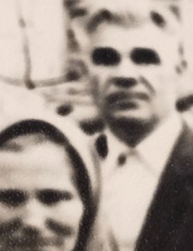 Усачев Василий Сергеевич