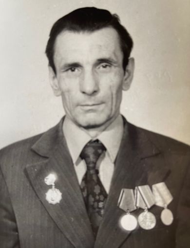 Зиновьев Александр Тимофеевич